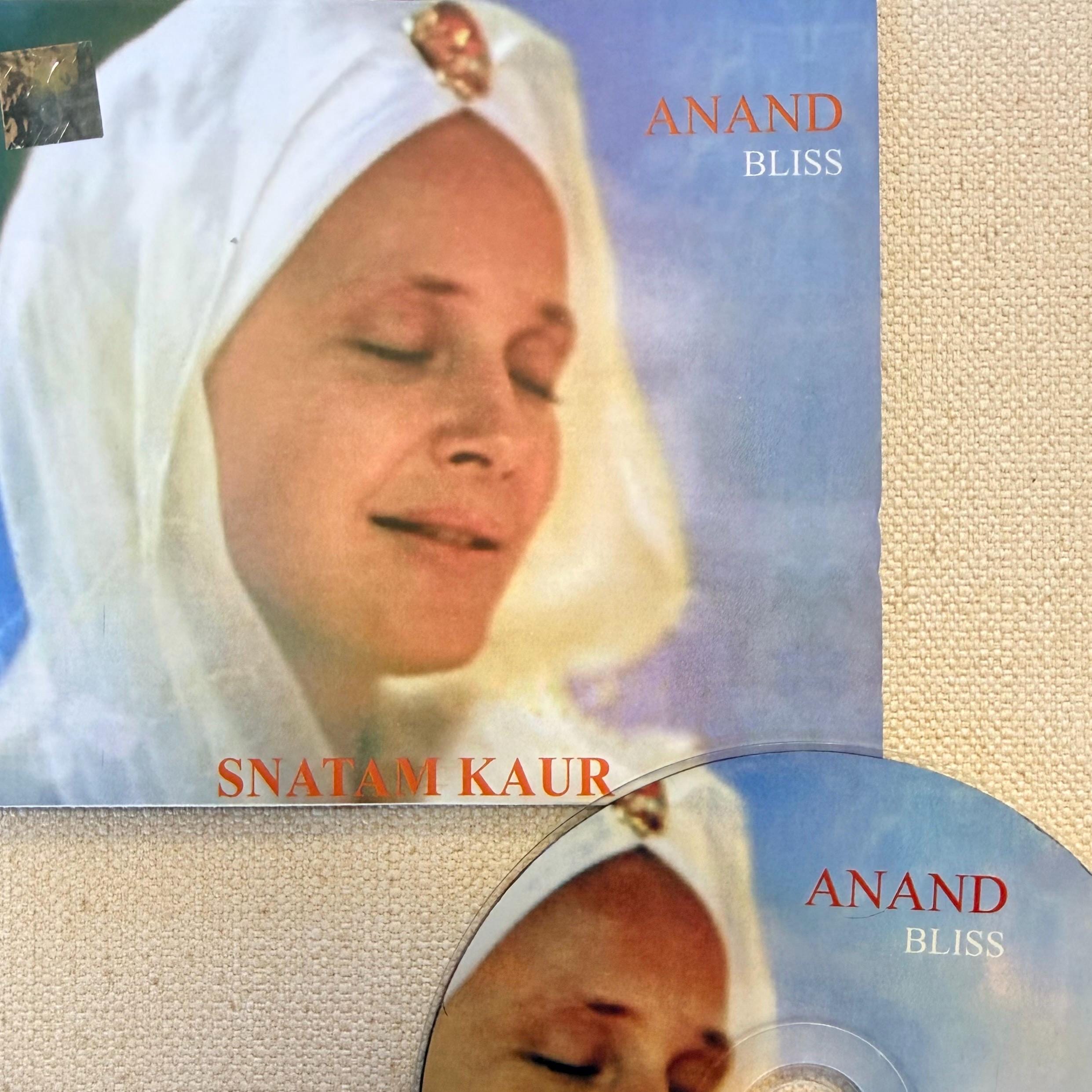 Snatam Kaur Khalsa/Punjabi CD/Indian Devotional Music/Hindu chanting Songs, Meditation, Yoga